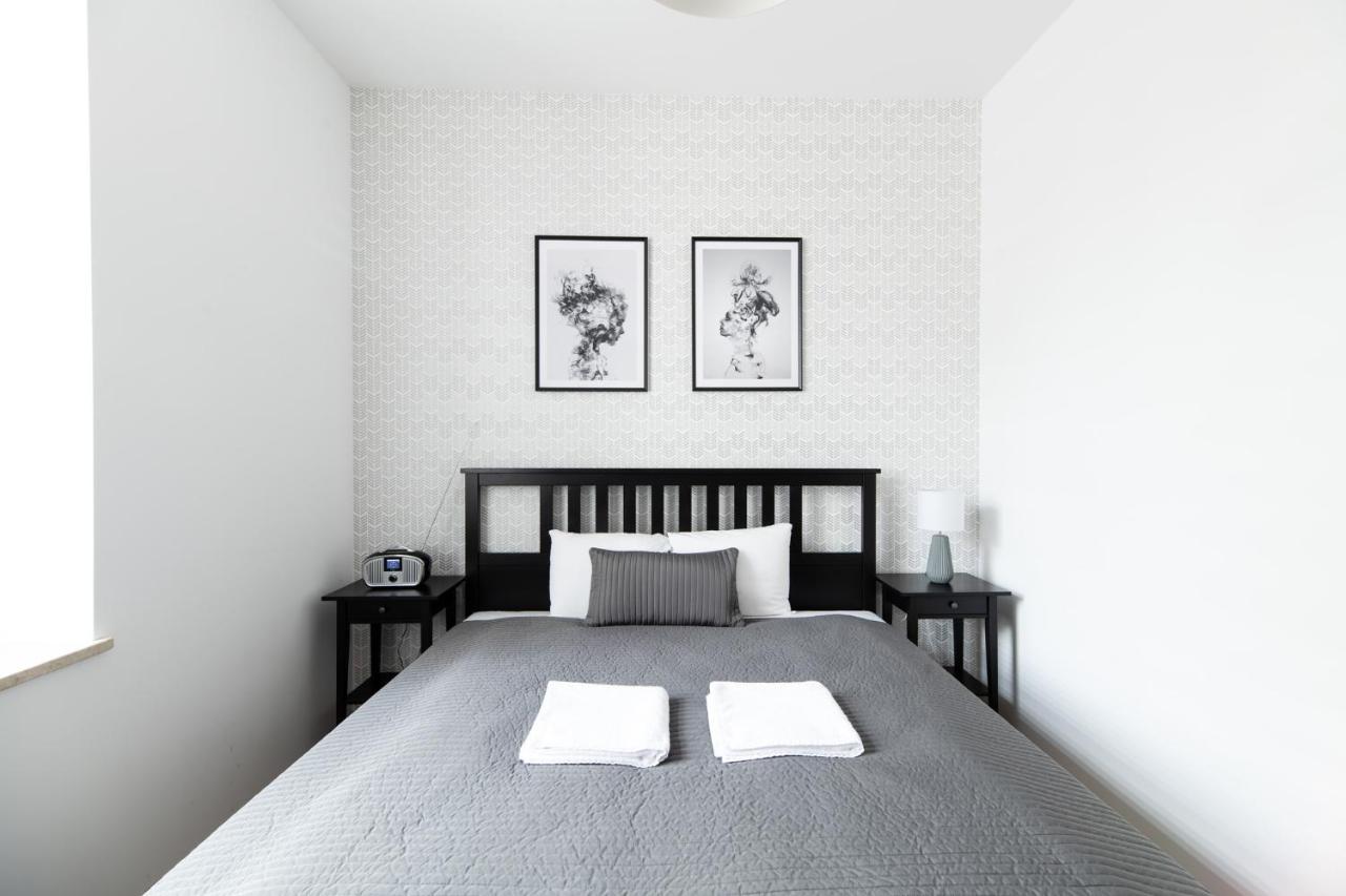 Neo Unique & Bright Apartments, Free Parking, 15Min Old Town & Kazimierz - By Homelike קרקוב מראה חיצוני תמונה
