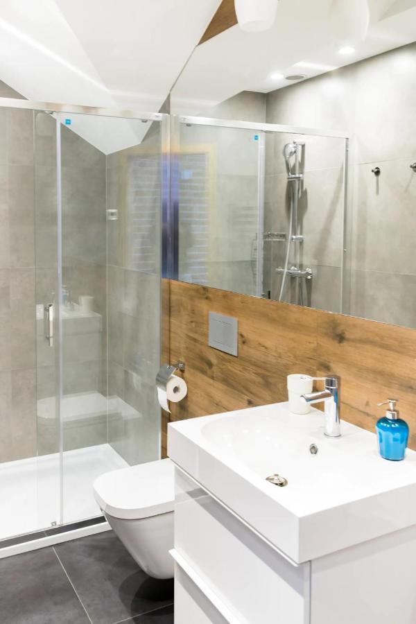 Neo Unique & Bright Apartments, Free Parking, 15Min Old Town & Kazimierz - By Homelike קרקוב מראה חיצוני תמונה