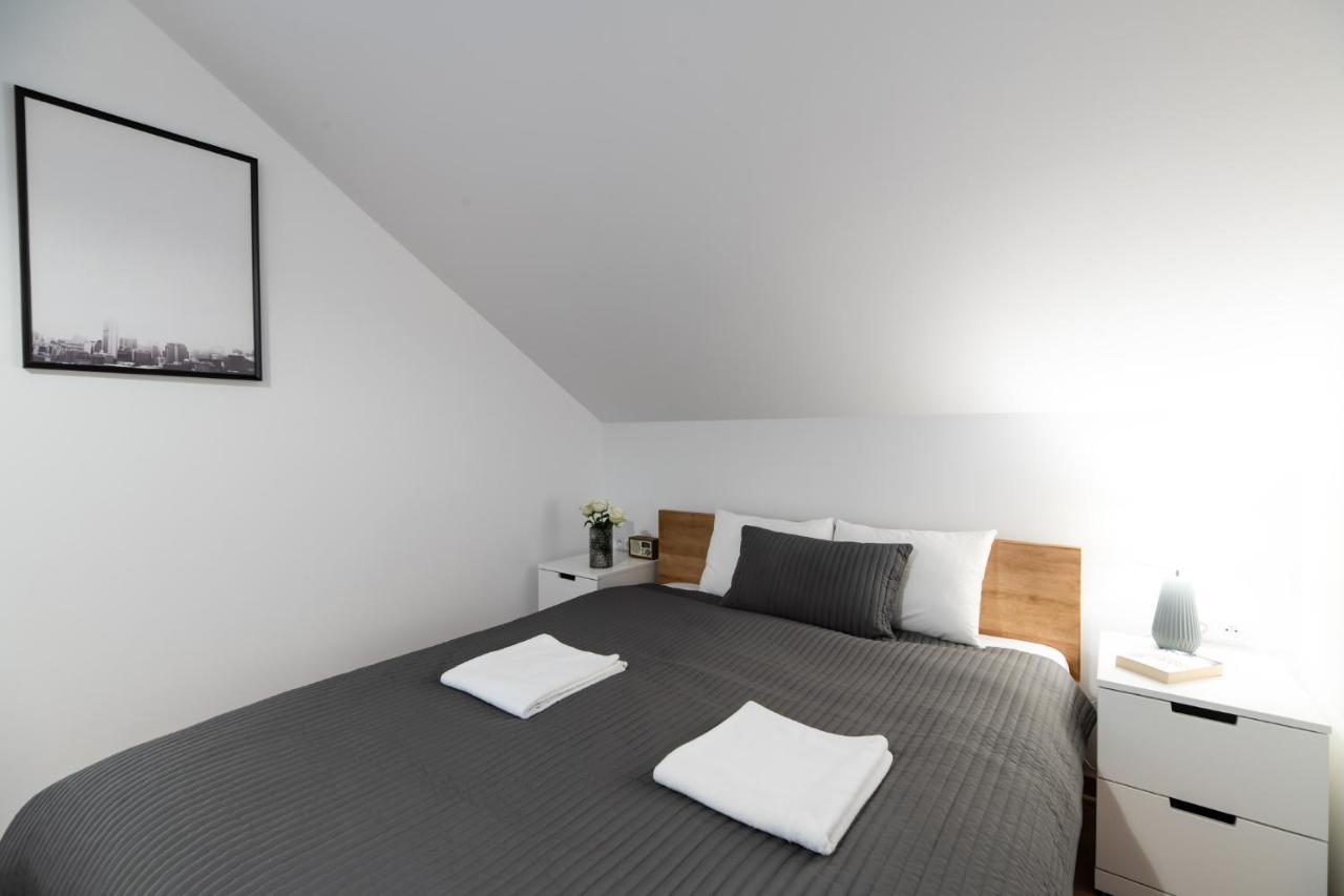 Neo Unique & Bright Apartments, Free Parking, 15Min Old Town & Kazimierz - By Homelike קרקוב מראה חיצוני תמונה