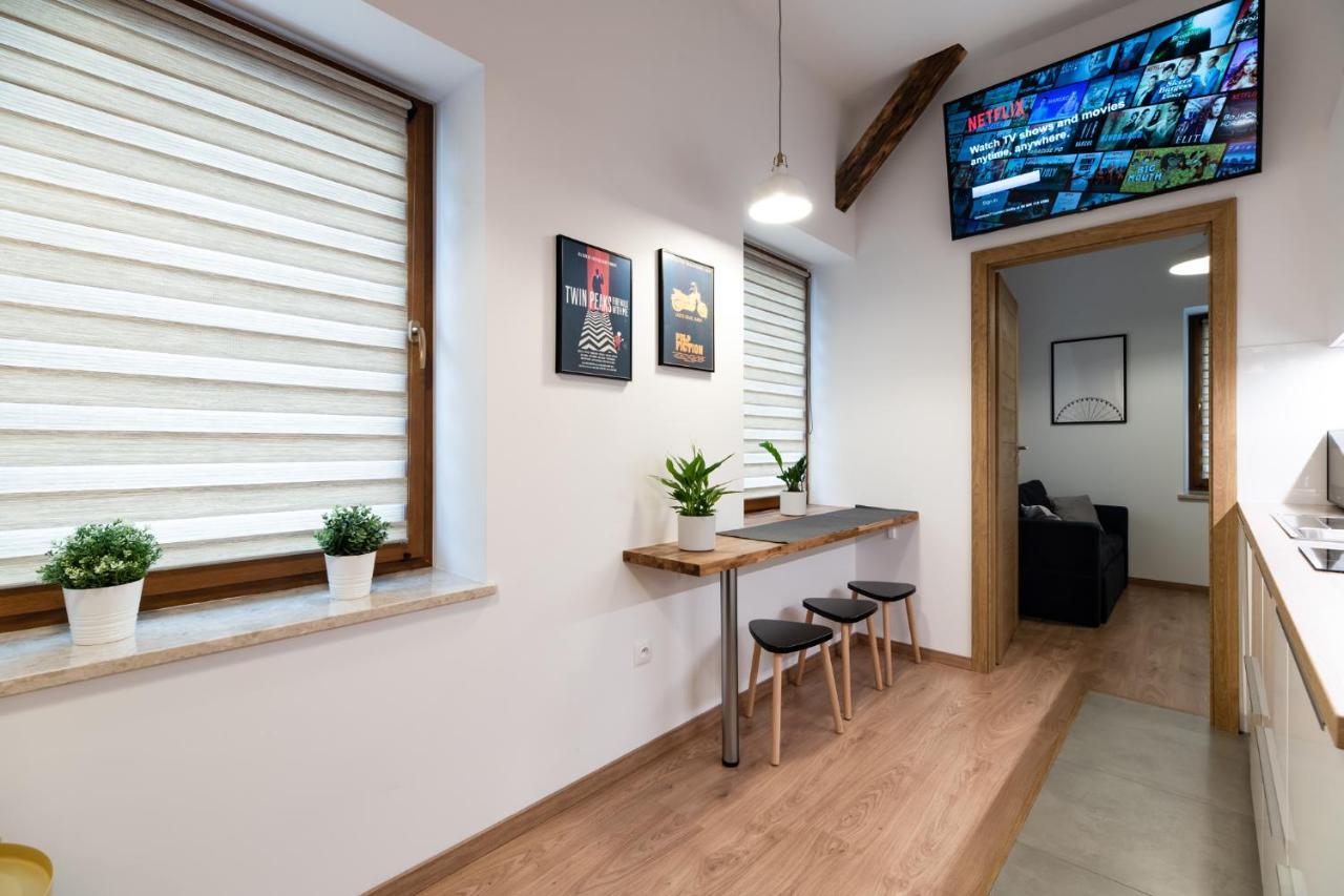 Neo Unique & Bright Apartments, Free Parking, 15Min Old Town & Kazimierz - By Homelike קרקוב מראה חיצוני תמונה